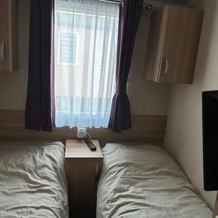 Campsite Sea View Luxury Caravan