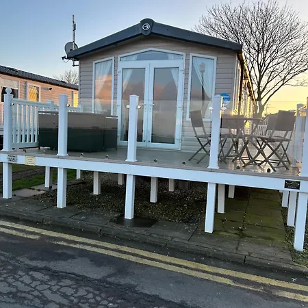 Sea View Luxury Caravan