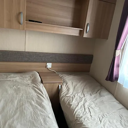 Sea View Luxury Caravan * Filey