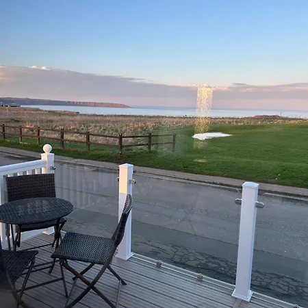 Sea View Luxury Caravan *